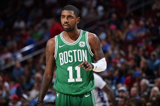 以同店指标 以同店指标